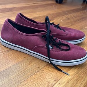Size 8 maroon vans, barely worn